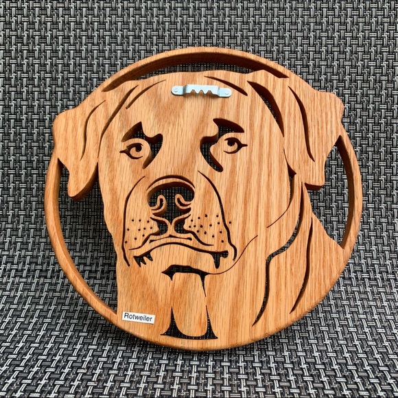 Vintage carved wood dog wall hanging - Picture 2 of 2